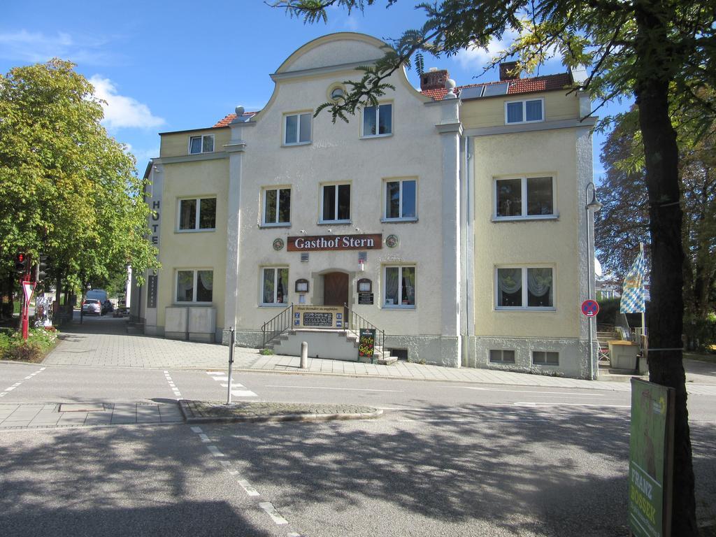 Hotel Stern Gersthofen Buitenkant foto