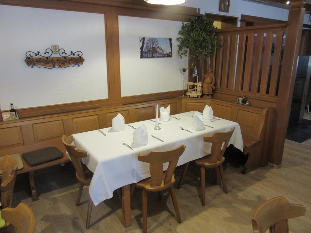 Hotel Stern Gersthofen Buitenkant foto