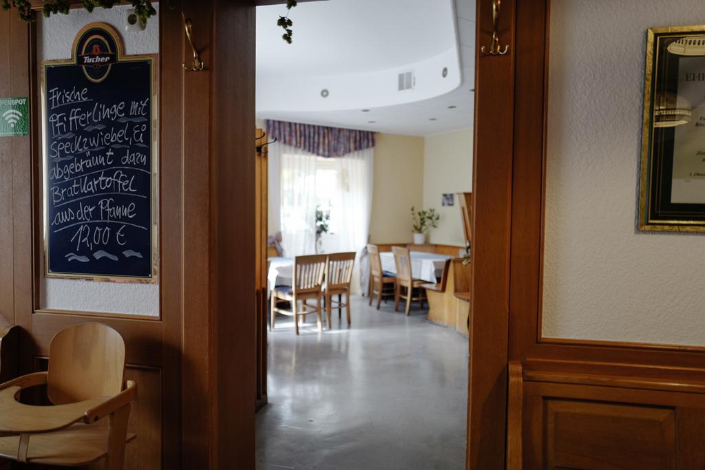 Hotel Stern Gersthofen Buitenkant foto
